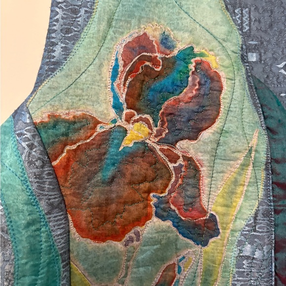 Handcrafted quilted patchwork vest - Picture 4 of 7